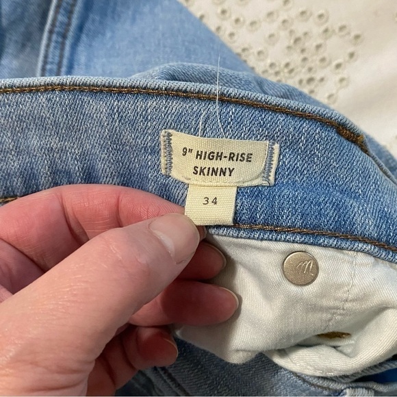 MADEWELL Button Fly 9” High Rise Skinny Ankle Jeans size 34 - Picture 5 of 10